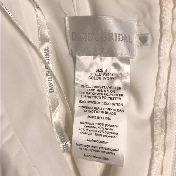 David’s Bridal White Gown - Picture 5 of 5